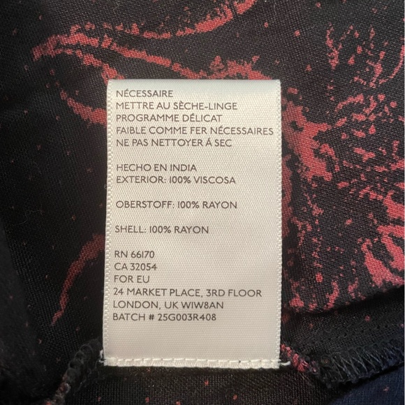Silence + Noise red and black floral mini skirt - Picture 4 of 8